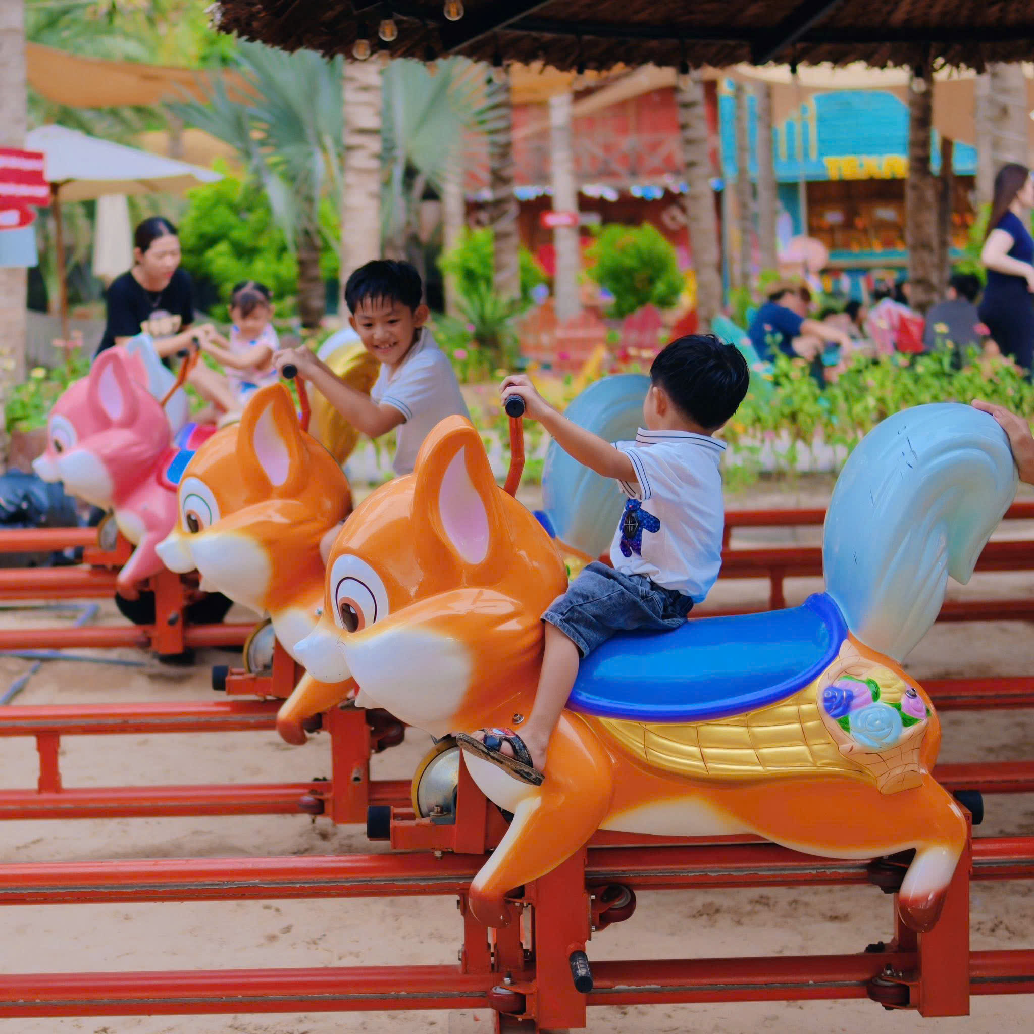 Du lịch team building leo travel