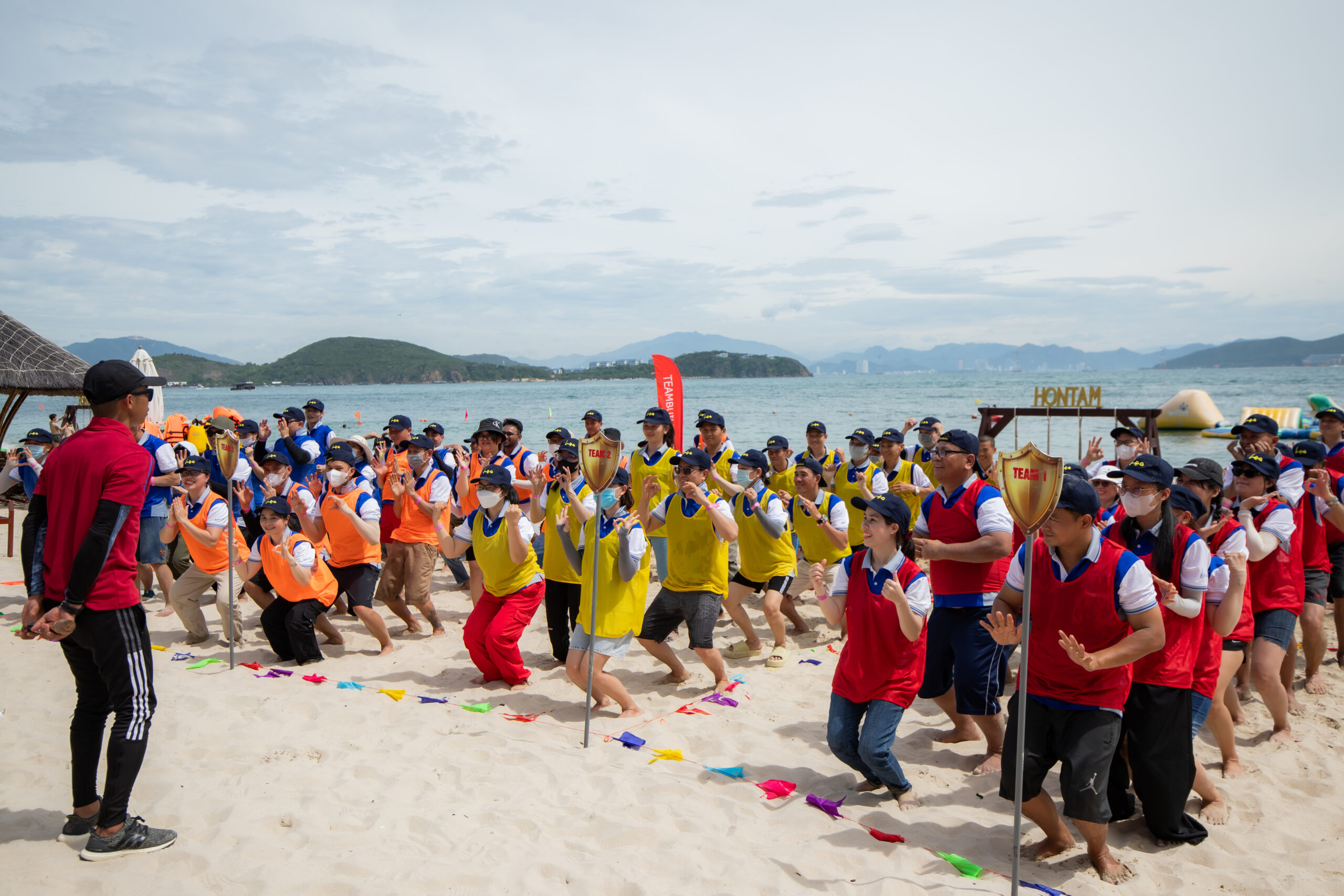 Tham gia các chương trình Team building công ty sôi động do Leo travel thiết kế