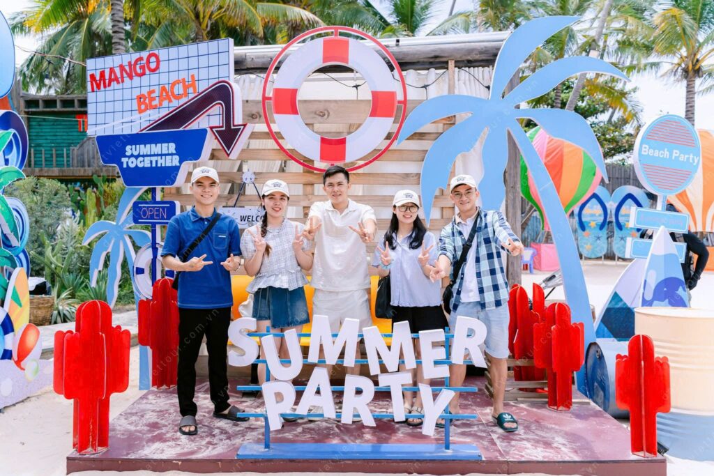 Những khoảnh khắc đáng nhớ và trọn vẹn trong chương trình tour gia đình dịp hè tại bãi biển Mango Beach