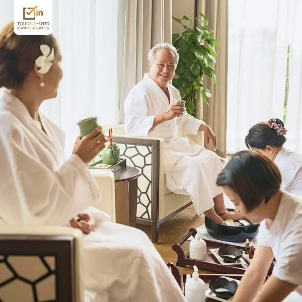 Kinh Nghiệm Du Lịch Khi Đi Tour Cao Niên của Leo Travel