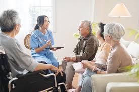 du lịch đoàn nhỏ dành cho người cao tuổi